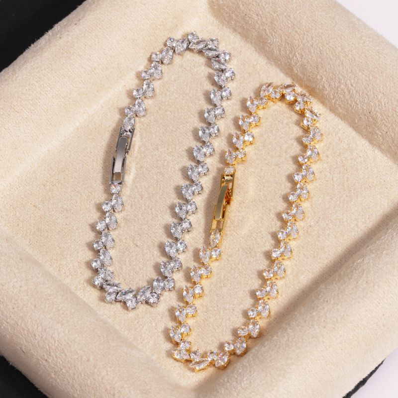 Браслет цепочка с мелкими цветами CJR61226 Браслет цепочка с мелкими цветами CJR61226