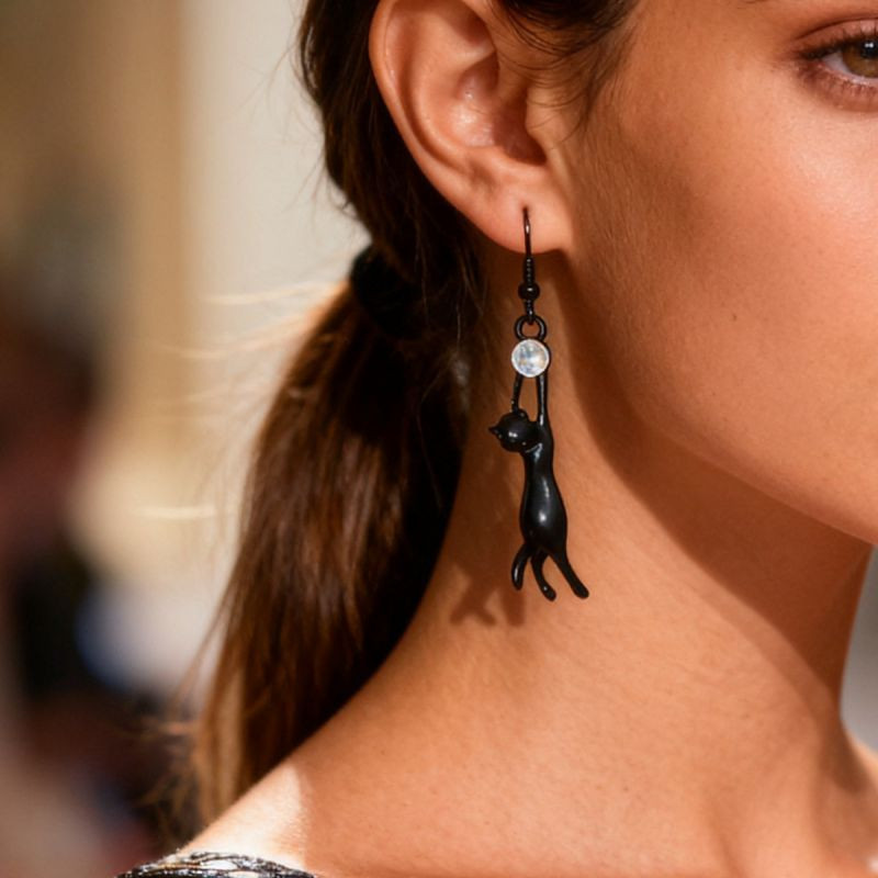 Серьги Висячие Кошка с кристаллом CJR81395