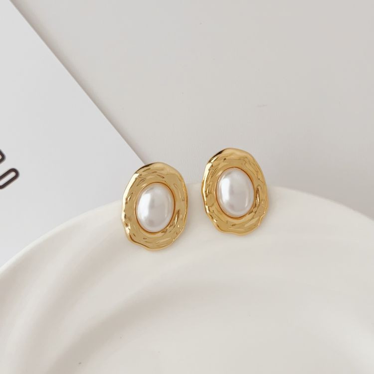 Серьги гвоздики из стали кулон жемчуг с напылением золотом J11489CJJ