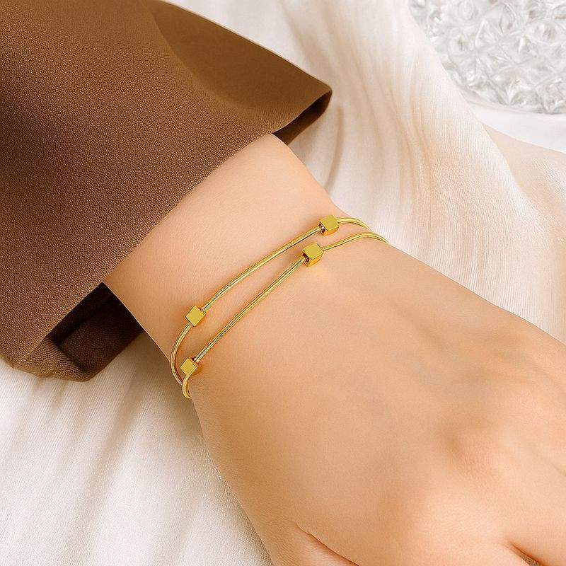 Браслет двойной с декоративными кубическими вставками 1J12135CJJ