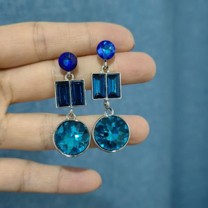 Висячие серьги с геометрическими вставками CJC61074