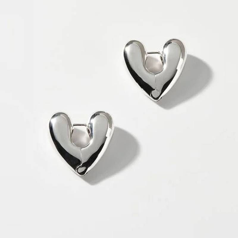 Серьги-гвоздики сердца объёмные CJ11069