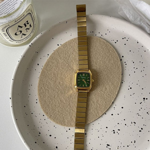 Женские часы CJT21799