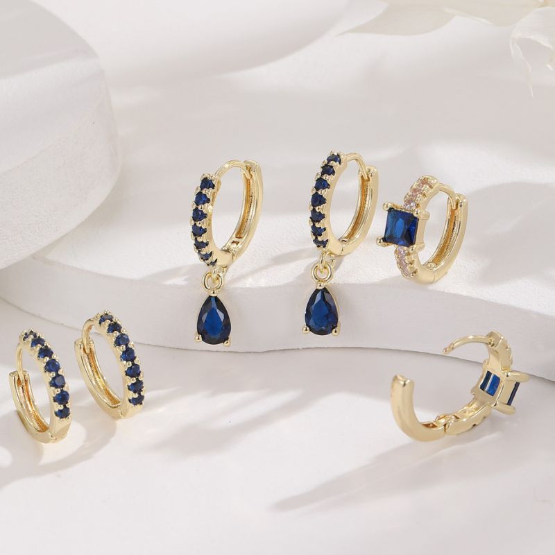 Золотистые серьги-конго с синими каплями CJR59487 Золотистые серьги-конго с синими каплями CJR59487