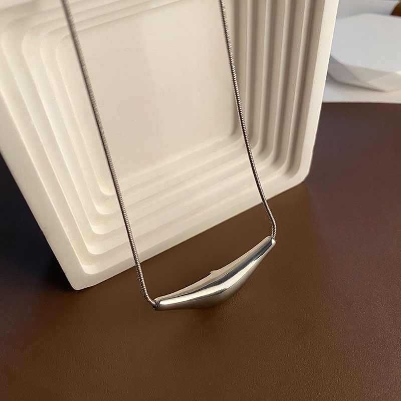 Колье из стали CJJ08834