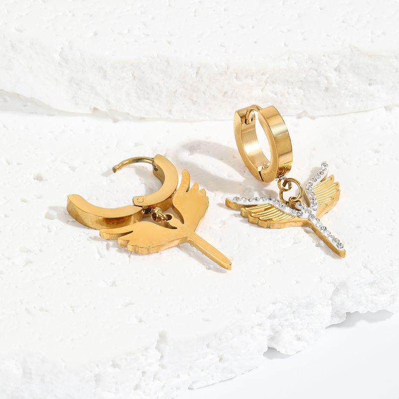 Серьги стальные с напылением золотом скипетр J10203CJJ