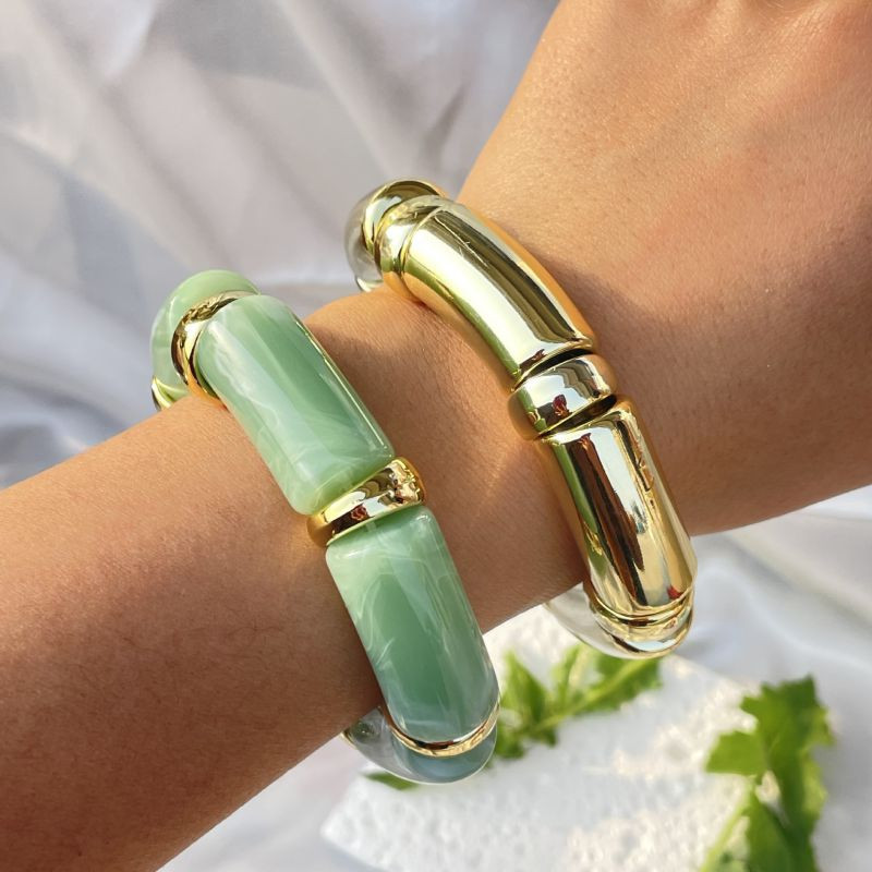 Браслет жесткий трубчатый с сегментами под мрамор CJR57273