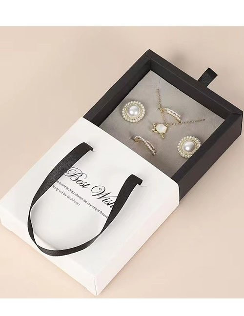 Коробка-сумочка Z62445 Коробка-сумочка Z62445