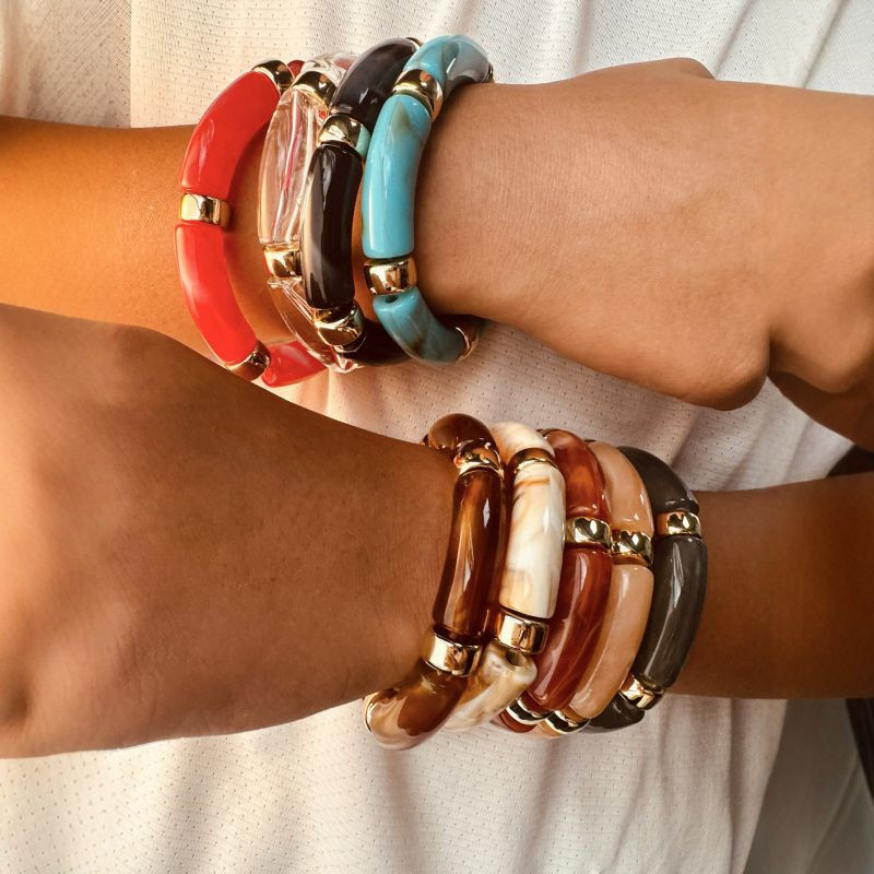 Браслет жесткий трубчатый из цветного глянцевого акрила CJP93764