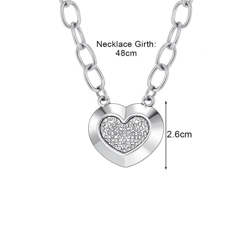 Массивная серебристая цепь с подвеской-сердцем в стиле гравировки CJQ12026