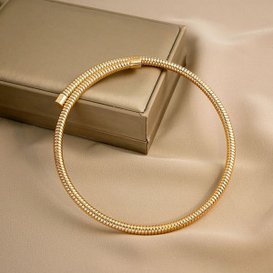 Шейный обруч фактурный с плетением косичка CJH24399 Шейный обруч фактурный с плетением косичка CJH24399