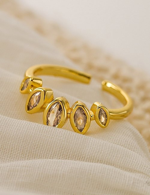 Разомкнутое кольцо с миндалевидными камнями L74674 Разомкнутое кольцо с миндалевидными камнями L74674