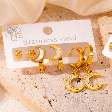 Набор золотистых стальных серег с перламутровыми лунницами J11492CJJ