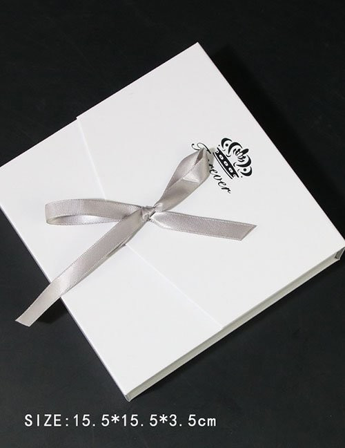 Коробка (15*15*3,5см) Z62779