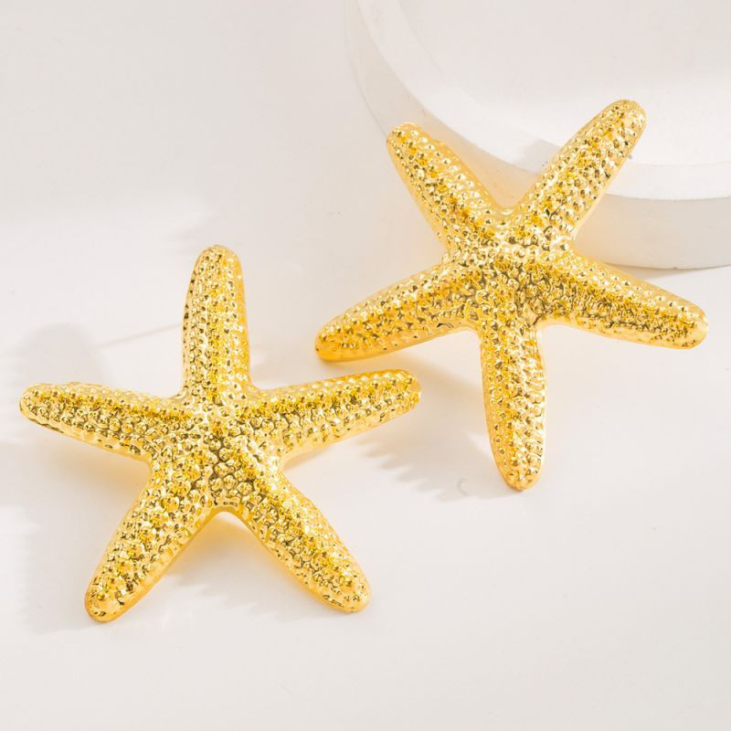 Летние серьги-пусеты Фактурные золотистые морские звезды CJL16970