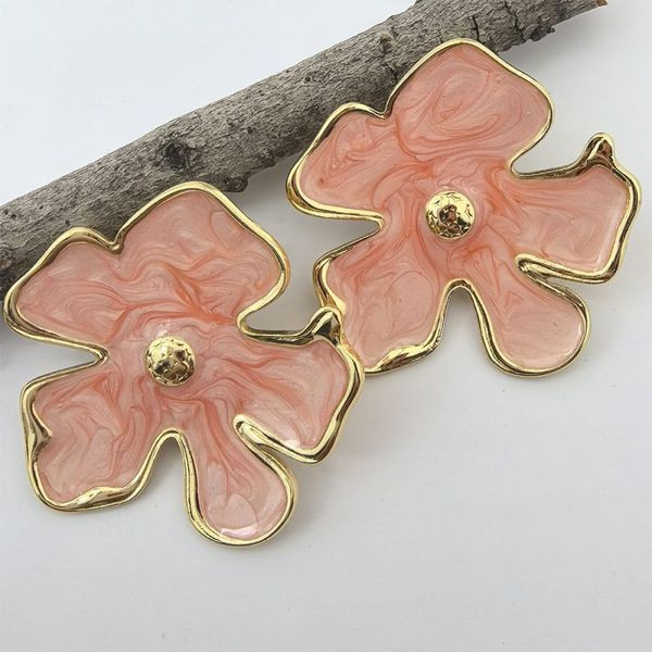 Серьги-пусеты Цветы крупные с черной эмалью CJL35978