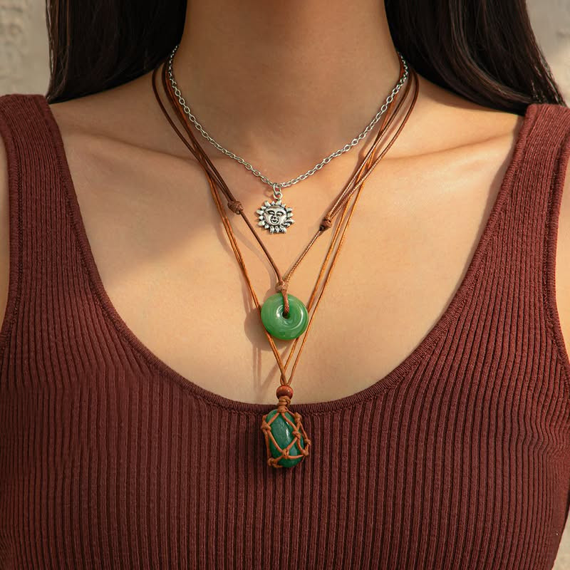 Трехслойное колье с цветными камнями и круглыми кулонами 1J11663CJJ