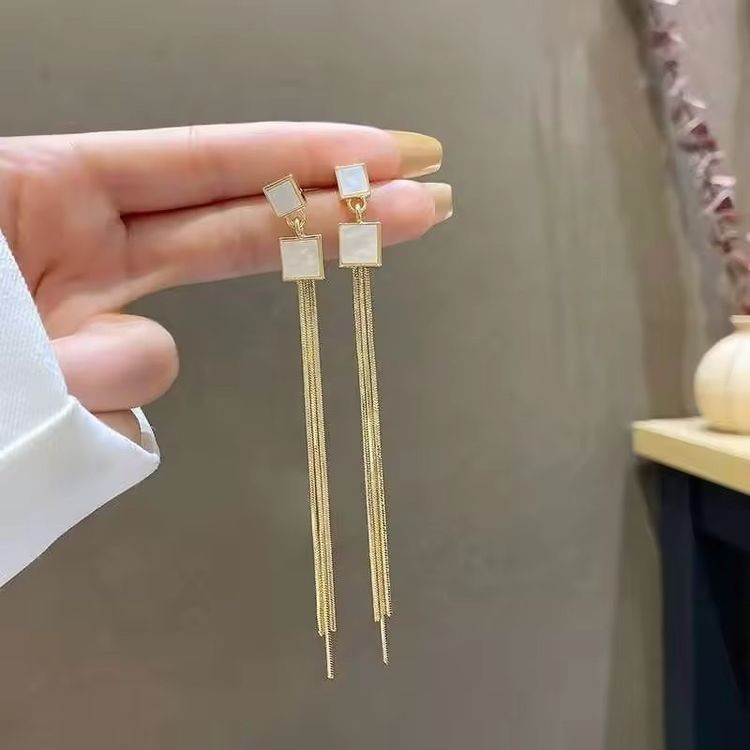 Серьги ювелирный сплав с серебряным гвоздиком J10421CJJ Серьги ювелирный сплав с серебряным гвоздиком J10421CJJ