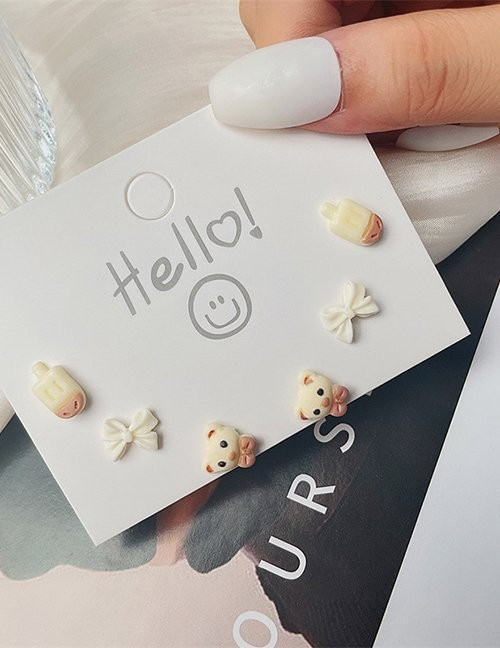 Набор нежных матовых пусет в форме маленьких сердечек Z60113