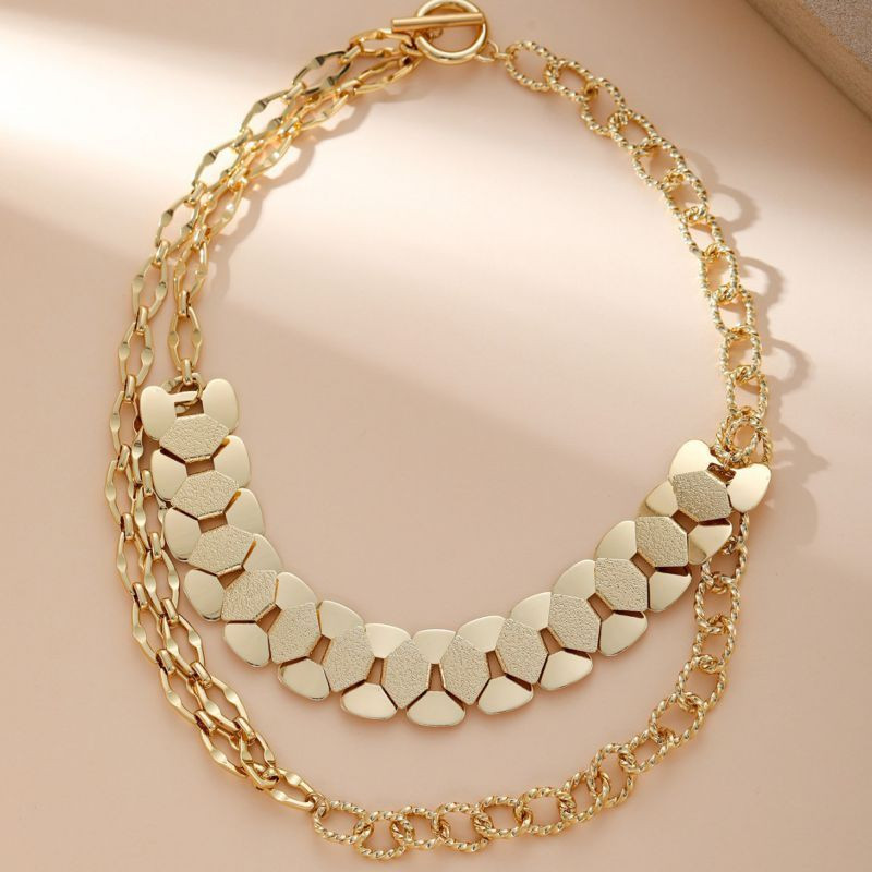 Золотистое многослойное колье-цепь CJN36864 Золотистое многослойное колье-цепь CJN36864