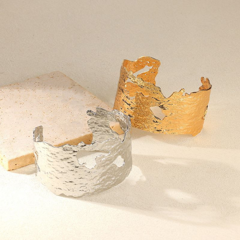 Жесткий браслет CJL28286 Жесткий браслет CJL28286