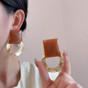 Комбинированные серьги-пусеты из акрила CJP97314 Комбинированные серьги-пусеты из акрила CJP97314