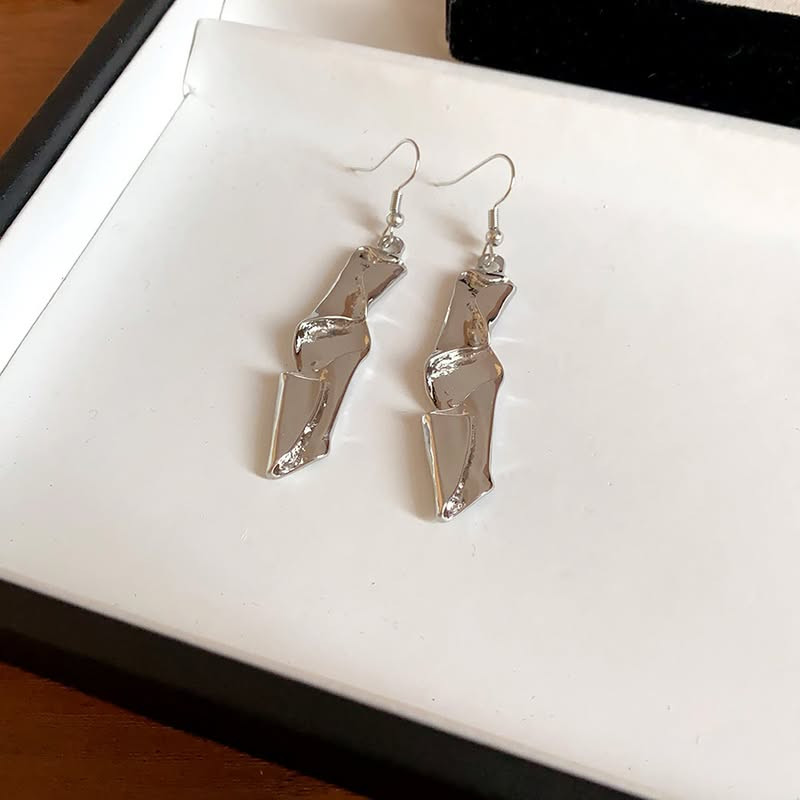 Серебристые серьги-пластины «Мятый металл» 1J11666CJJ Серебристые серьги-пластины «Мятый металл» 1J11666CJJ