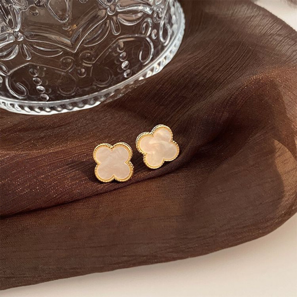 Серьги-гвоздики клевер с перламутром J11271CJJ