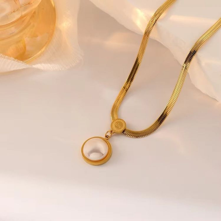 Изысканная цепочка с кулоном и перламутровой вставкой J10533CJJ Изысканная цепочка с кулоном и перламутровой вставкой J10533CJJ