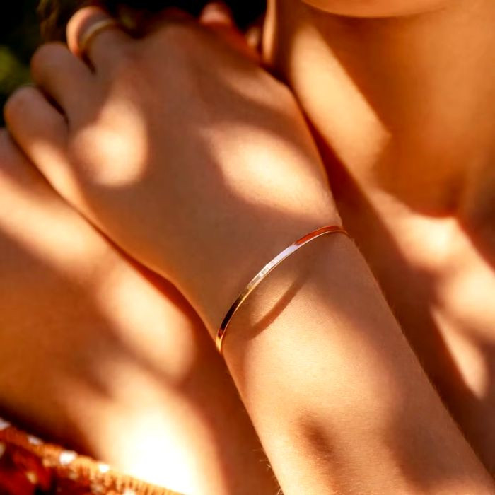 Браслет жесткий разомкнутый в стиле минимализм YZ15509MSK