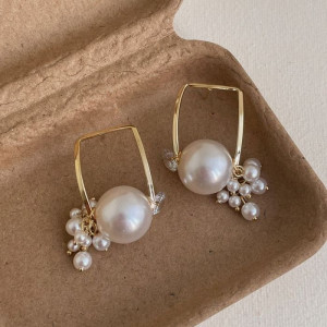 Необычные серьги кольца с жемчужинами и россыпью бисера CJL14758 Необычные серьги кольца с жемчужинами и россыпью бисера CJL14758