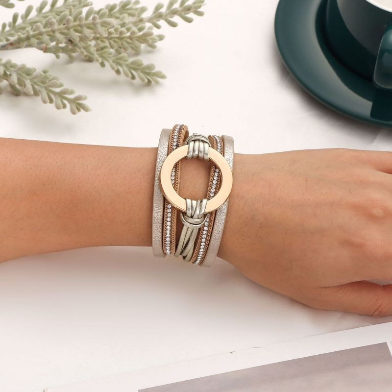 Браслет кожаный с крупным металлическим кольцом CJT05183 Браслет кожаный с крупным металлическим кольцом CJT05183