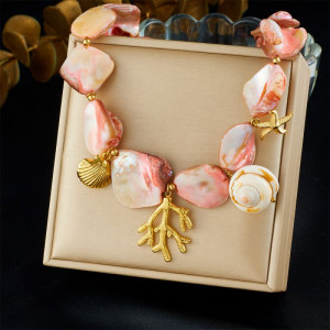 Массивные бусы из крупного натурального камня с кулоном веточкой CJR62567 Массивные бусы из крупного натурального камня с кулоном веточкой CJR62567