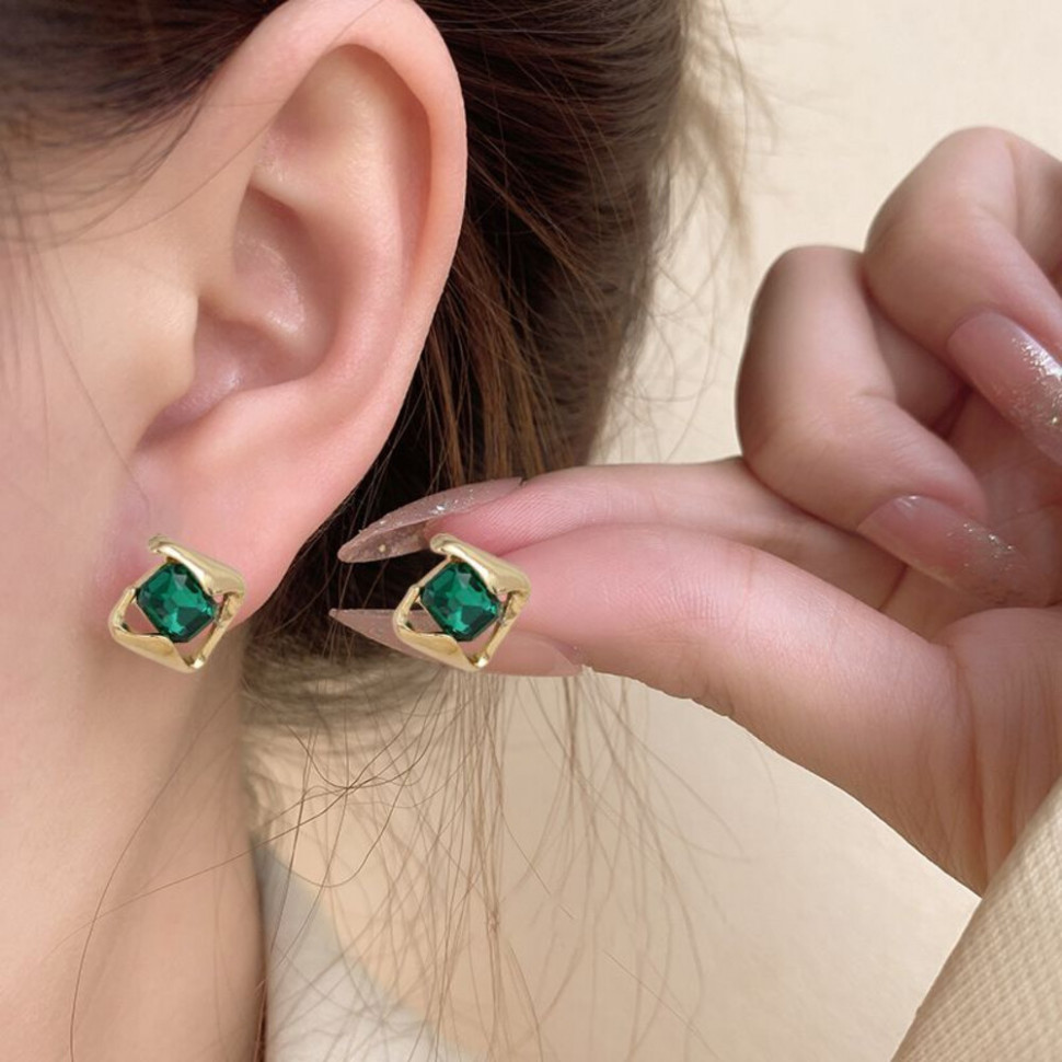 Серьги-гвоздики CJH51055 Серьги-гвоздики CJH51055