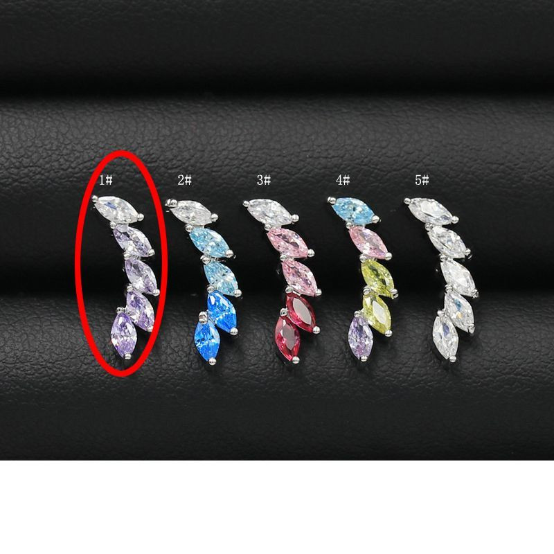 Серьга с градиентным фиолетовым цирконом из титановой стали CJX70869