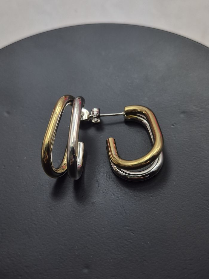 Серьги стальные с напылением золотом J11499CJJ