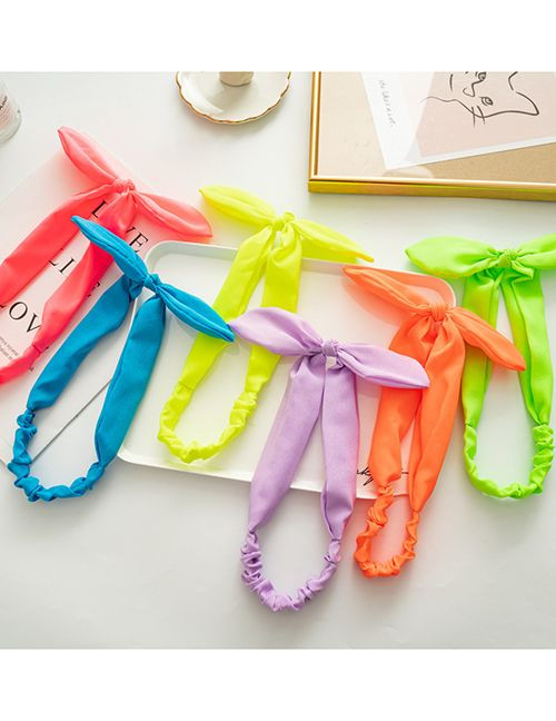 Повязка для волос с кроликом розово-красная W44336
