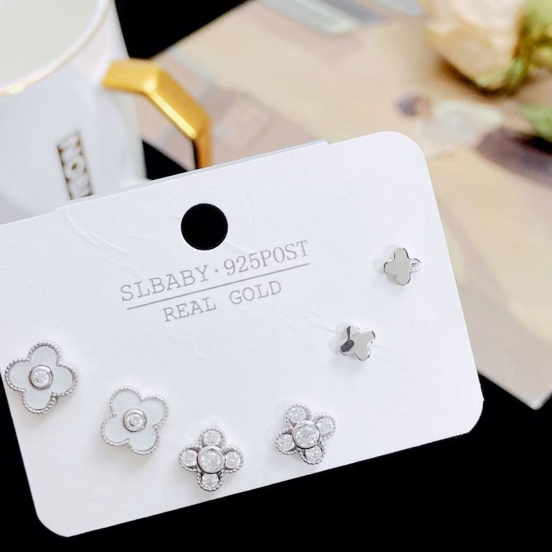 Ювелирный комплект серег CJC99405 Ювелирный комплект серег CJC99405