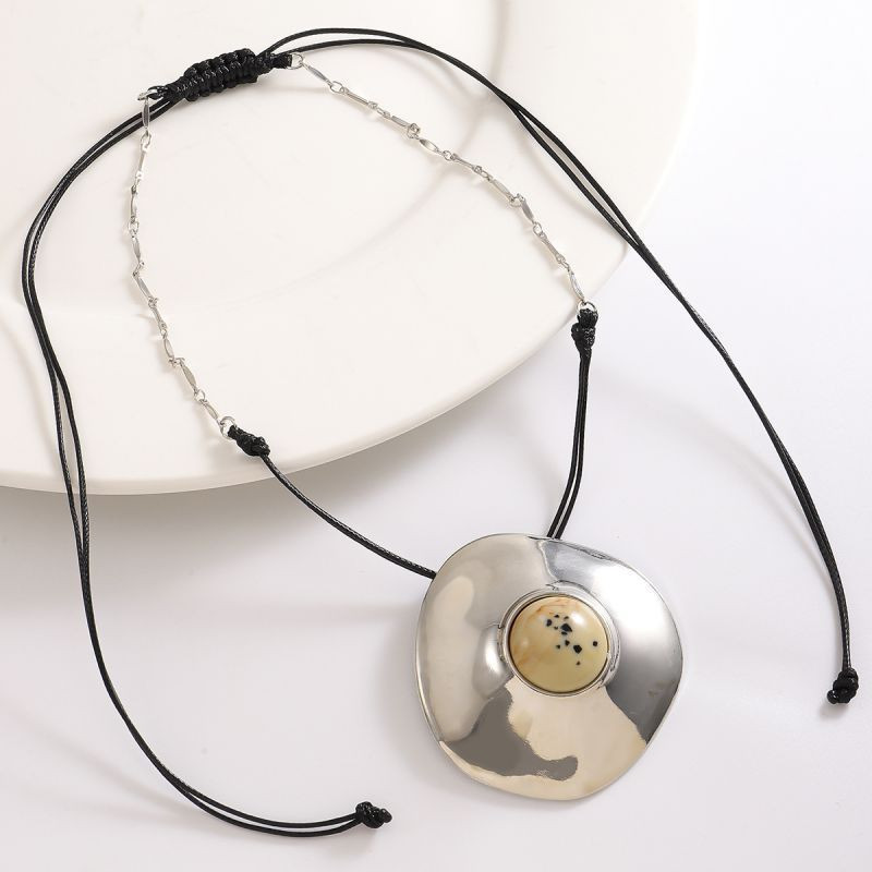 Подвеска с кулоном CJH95581