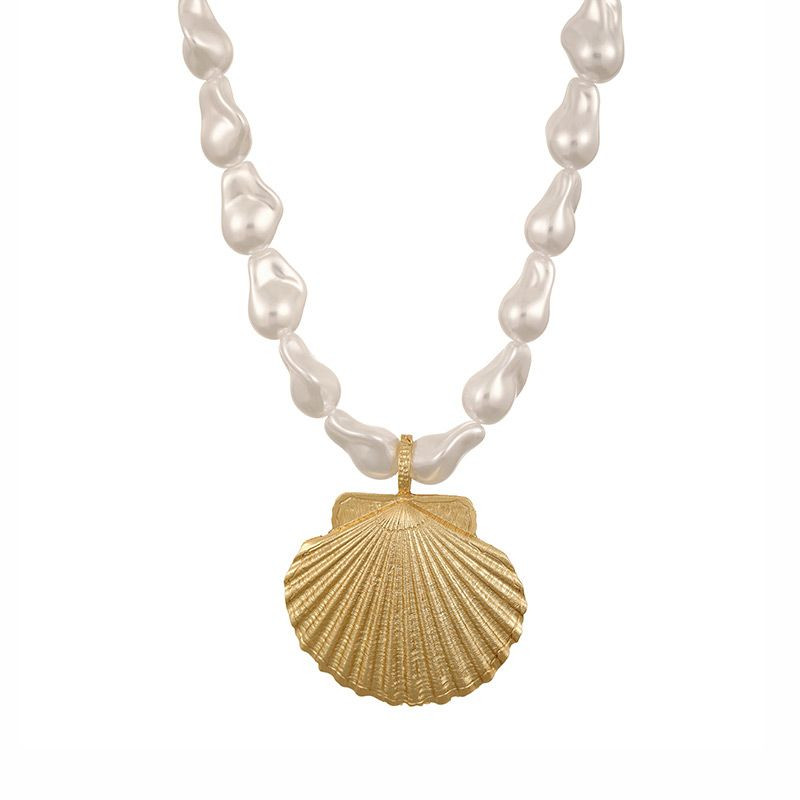 Массивное жемчужное колье с крупными золотистыми подвесками CJL22885 Массивное жемчужное колье с крупными золотистыми подвесками CJL22885