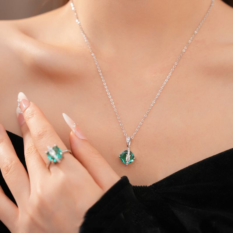 Серебряное кольцо с геометрией и цирконом CJZ18541