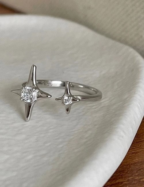 Разомкнутое кольцо с двумя звездами Z55045