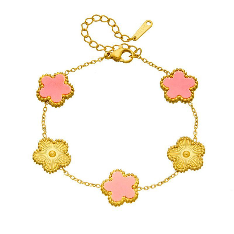 Браслет-цепочка с розовыми цветочными элементами CJH62913