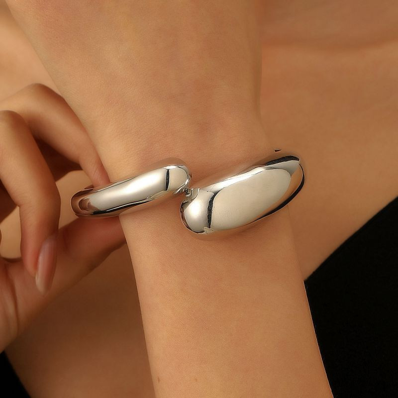 Жесткий браслет CJL88089 Жесткий браслет CJL88089