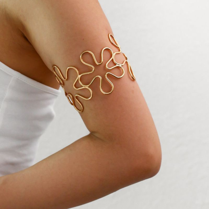 Жесткий браслет CJG30827 Жесткий браслет CJG30827