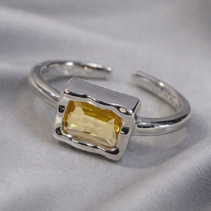 Кольцо с кристаллом медь напыление платиной 1J12335CJJ Кольцо с кристаллом медь напыление платиной 1J12335CJJ