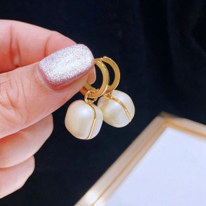 Серьги-кольца с кубическим жемчугом CJL48215 Серьги-кольца с кубическим жемчугом CJL48215