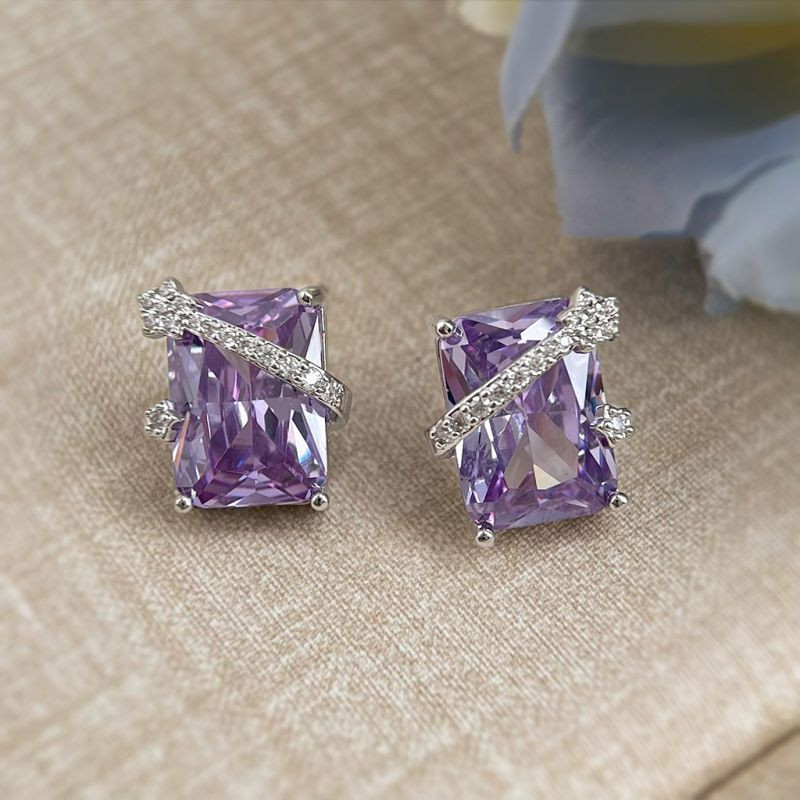 Вечерние серьги с лавандовыми кристаллами CJQ20356 Вечерние серьги с лавандовыми кристаллами CJQ20356