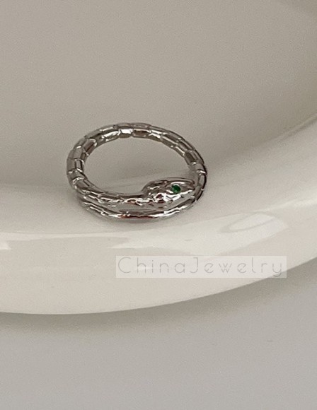 Ювелирное кольцо M18503