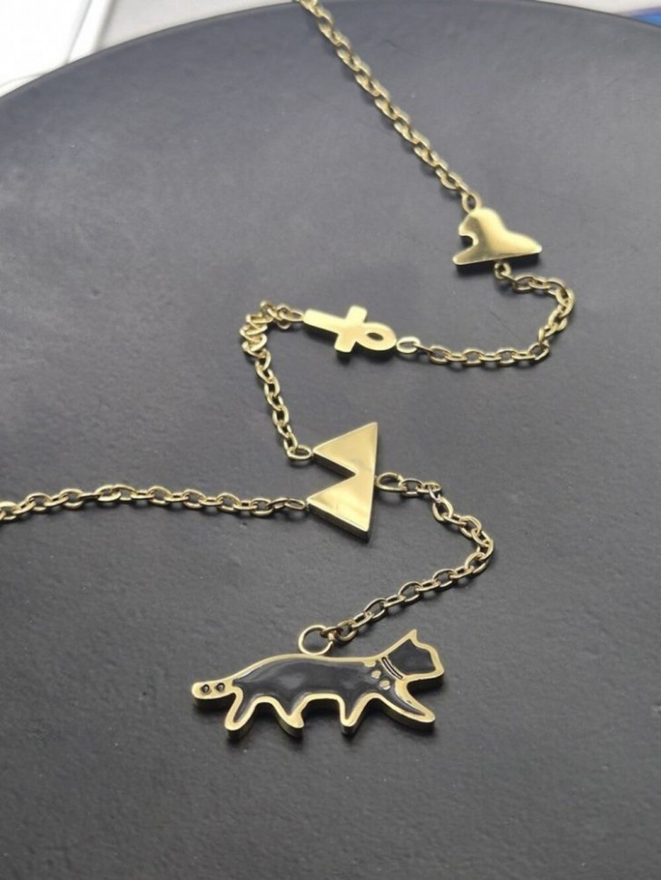 Длинное колье с декоративными треугольниками и крестом J10547CJJ